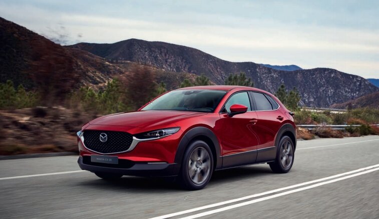mazda sche30 2021, спереди и сбоку, источник mazda.co.uk
