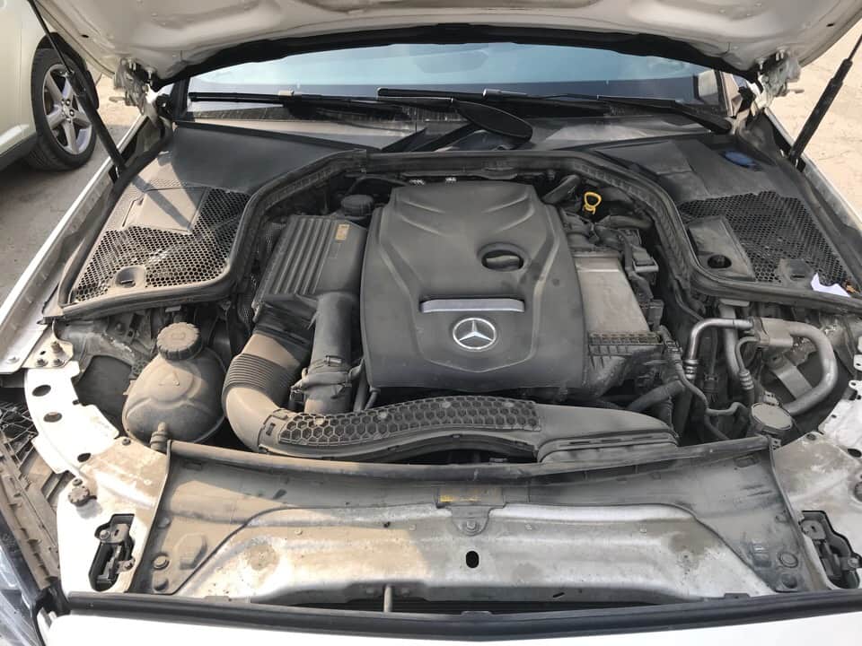Двигатель Mercedes-С-Класс 200 фото
