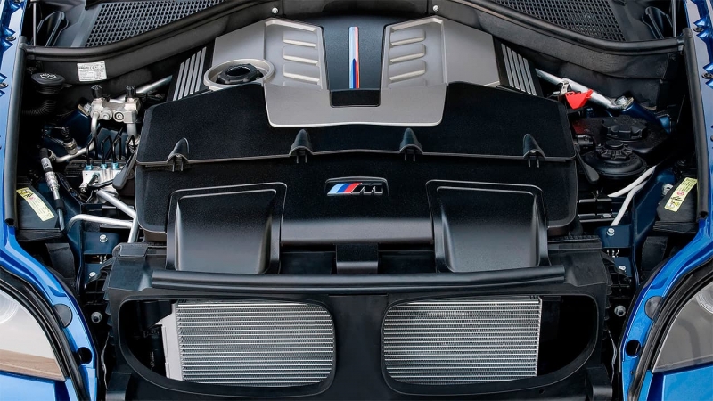 Тест-драйв Porsche Cayenne Turbo и BMW X5 M